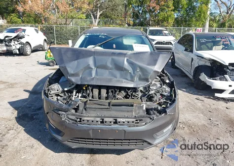 2015 Ford Focus Se z USA, uszkodzony, nr VIN 1FADP3F23FL306243